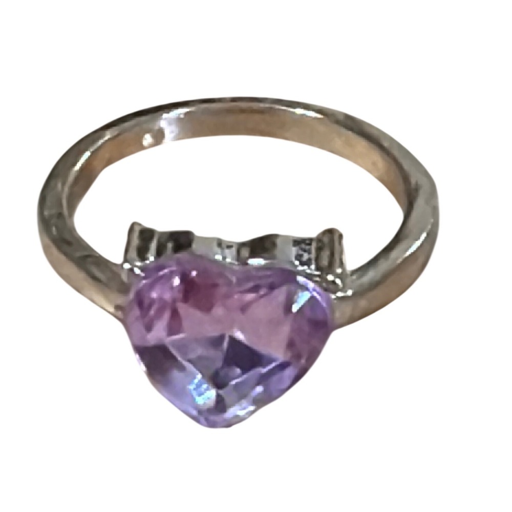 Gold Tone Heart Shaped Pinkish/Purple Stone Ring Appos Sz 7.25 Romantic